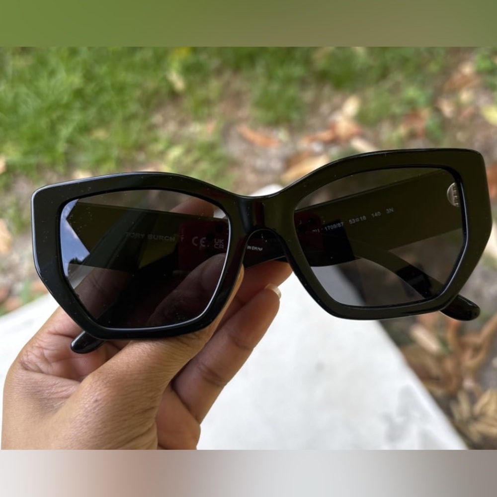 Tory Burch Black Women Sunglasses